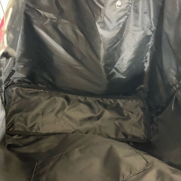 Modern Chic - Marvelous Makeup Tote - Picture 7 of 8